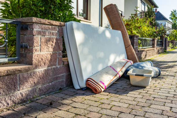 Best Furniture Removal  in Summit, IL